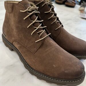 New Sorel Men’s Waterproof Boots Size 11